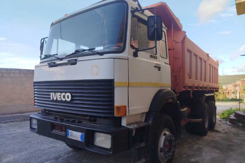 OmecoHub - Immagine IVECO 330-35